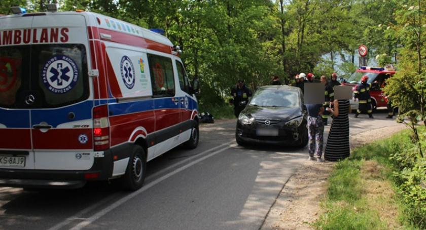 Gołubie. Motocykl zderzył się mazdą - poszkodowana jedna osoba