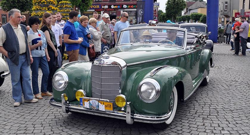 Zlot Mercedesów 2016-perełki spod znaku trójramiennej gwiazdy na kartuskim Rynku