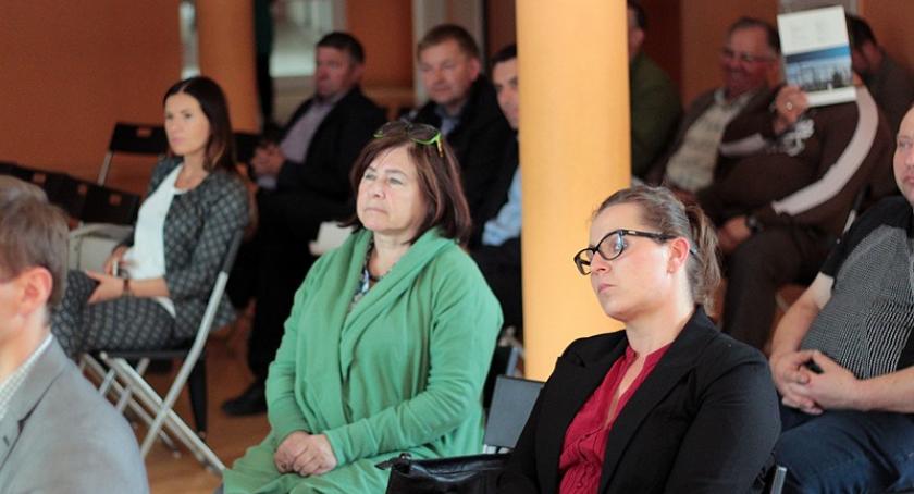 Przyjaźń. Rozmawiali o odszkodowaniach i terminach ws. budowy linii wysokiego napięcia