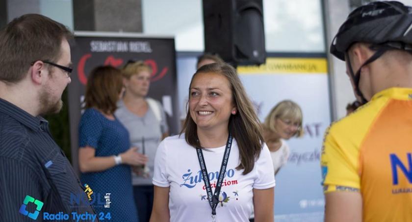 Przejedzie rowerem 1000 km dla chorej Milenki