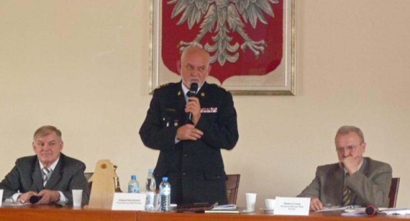 Na powiatowej sesji