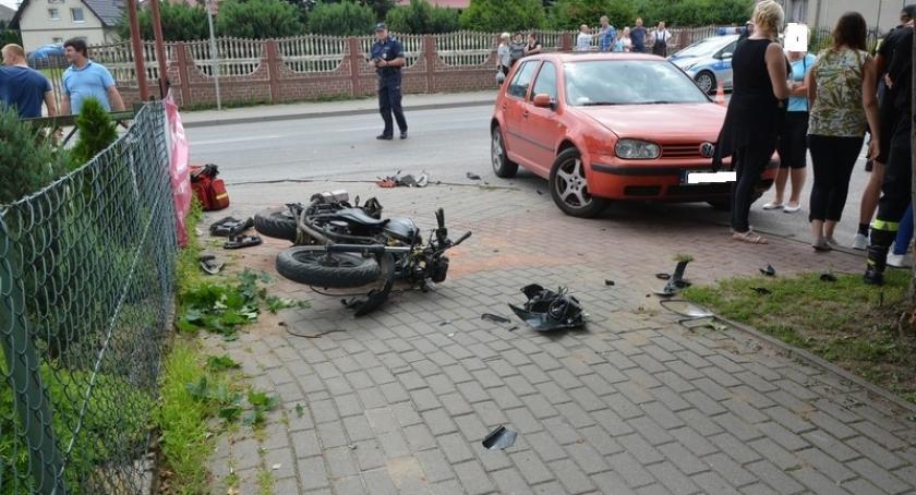 Stężyca. Wypadek z udziałem skutera - dwaj nastolatkowie ciężko ranni