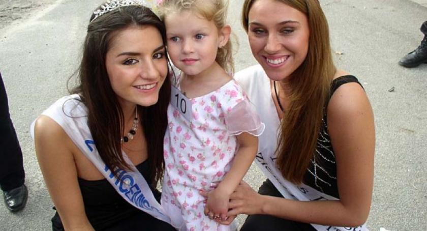 Niestępowo. Julia Pieczykolan Małą Miss Lata. VII Piknik Rodzinno – Integracyjny
