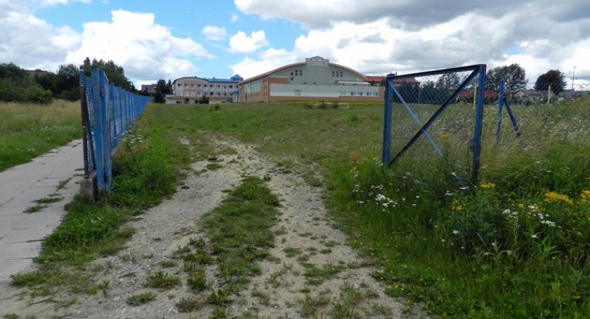 Żukowo. Zrobią zatoczki autobusowe i parking przy gimnazjum