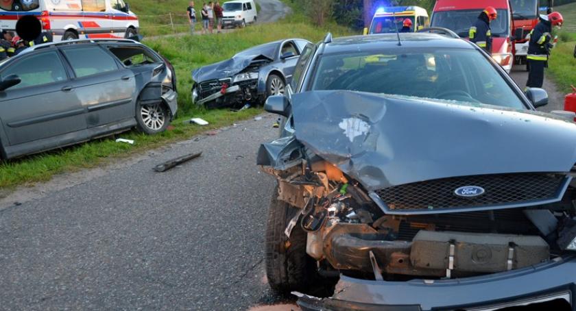 Czeczewo. Zderzenie trzech pojazdów - trzy osoby poszkodowane
