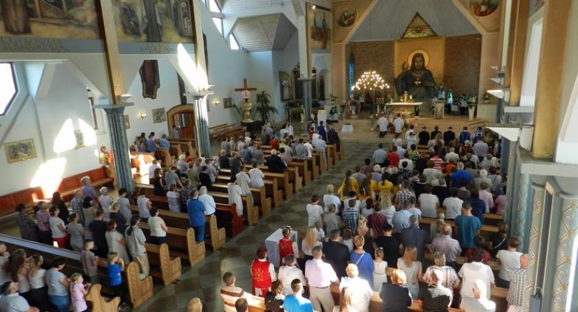 Żukowo. Dożynki z darami i festynem dla parafian