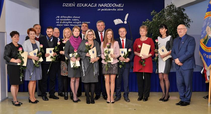 Kartuzy. Nauczyciele i dyrektorzy nagrodzeni z okazji Dnia Edukacji Narodowej