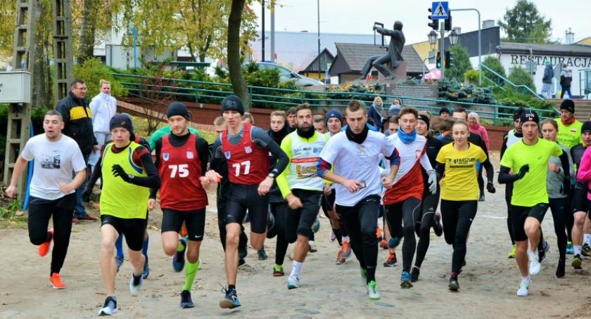 Sierakowice. Ponad 200 osób wystartowało w 16. Biegach Papieskich