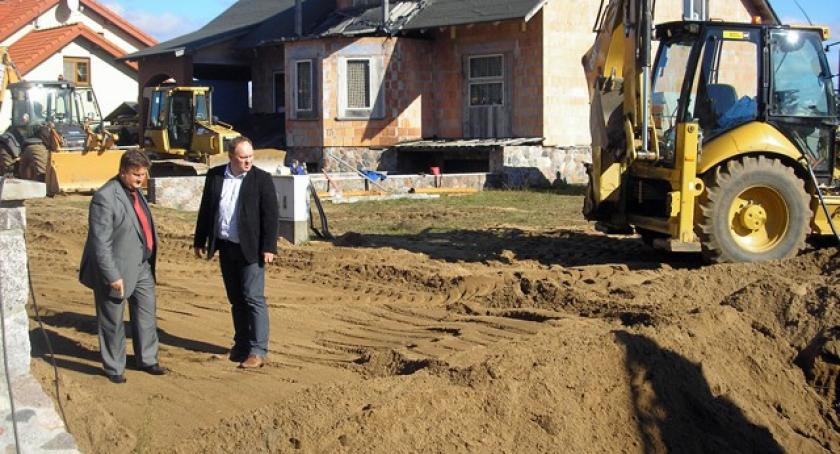 Stężyca. Prace kanalizacyjne postępują