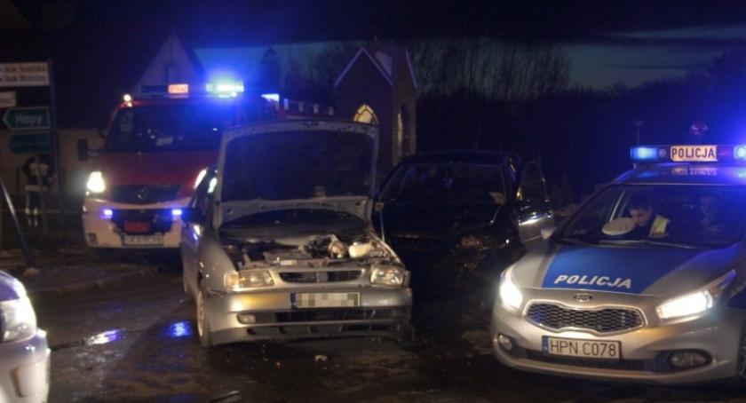Hopy. Zderzenie Seata z Volkswagenem - jedna osoba ranna
