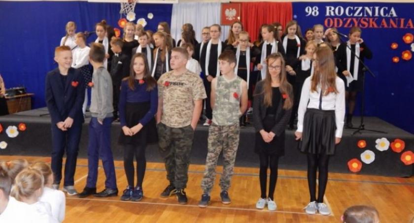 Lekcja patriotyzmu w Zespole Szkół w Gowidlinie
