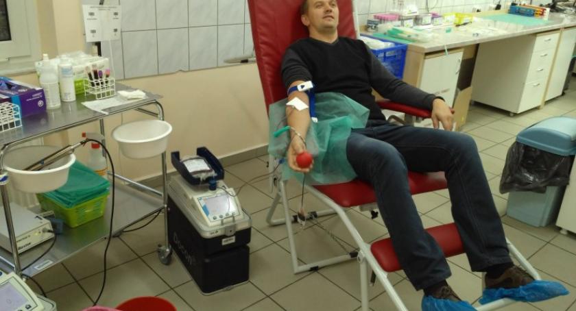 Strażacy dzielili się życiodajnym płynem