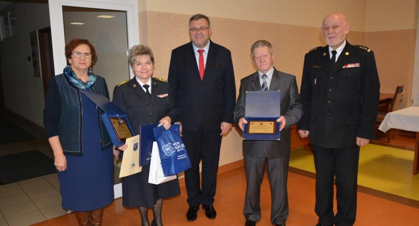 Kartuzy. Ponad 30 lat krzewili ideę krwiodawstwa - prezesi PCK i HDK ustępują