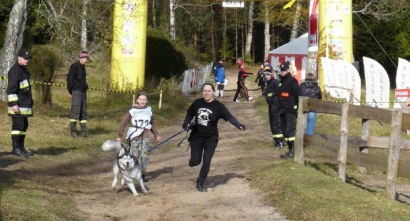 Walczyli o Puchar Europy! Wyścigi Psich Zaprzęgów w Zdunowicach