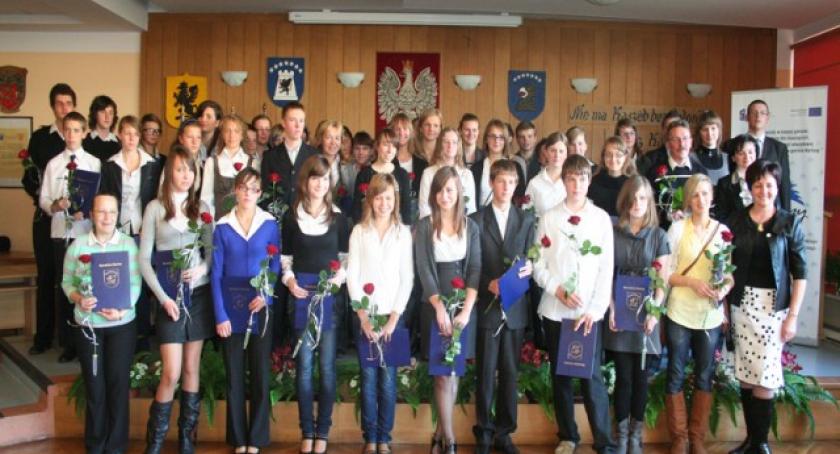 Kartuzy. Stypendia dla zdolnych uczniów
