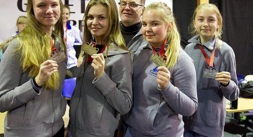 Zawodniczki KS Dziesiątka sukcesami zakończyły tegoroczne starty