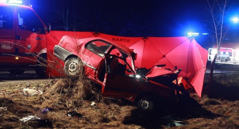 Tragiczny wypadek na trasie Prokowo-Kartuzy. Jedna osoba nie żyje