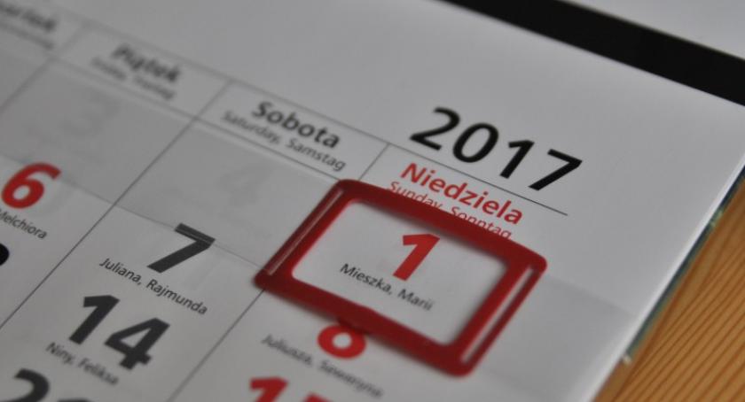 Jak będą wyglądały długie weekendy w 2017 roku?