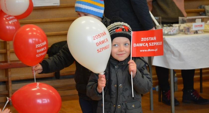 Mojusz. Tłumnie ruszyli z pomocą Pawłowi. Do DKMS dołączyły 873 osoby!