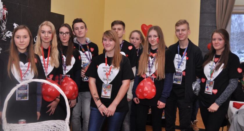 Finał WOŚP w Chmielnie, Sierakowicach i Kartuzach - 25. raz zagrali z sercem dla dzieci i seniorów
