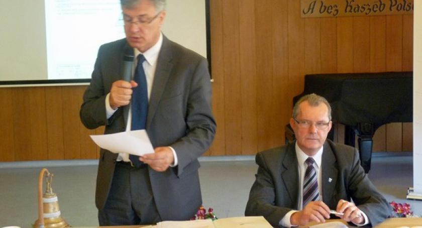 Kartuzy. Radni niezgodni co do wysokości podatków