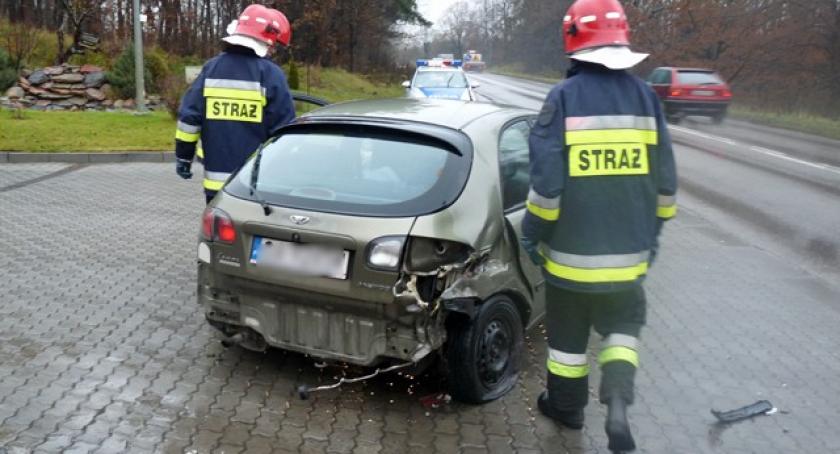 Kobysewo. Kolizja przy stacji benzynowej
