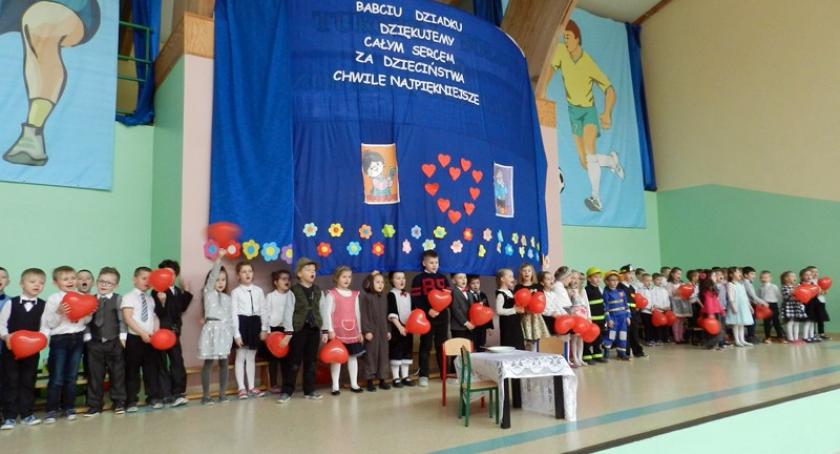 Przodkowo. Dzień Babci i Dziadka na zakończenie karnawału