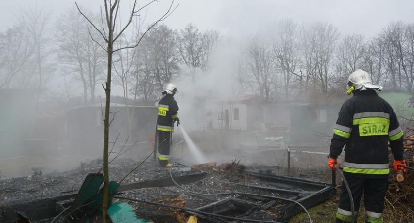 Chmielno. Spłonął domek letniskowy