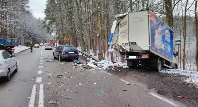 Babi Dół. Zderzenie czterech pojazdów na K20