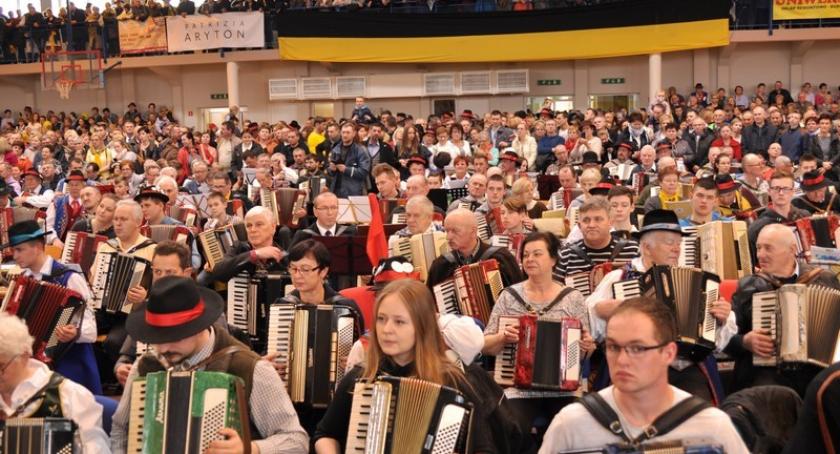 Na akordeonach wspólnie zagrało 351 osób - DJK w tym roku bez nowego rekordu