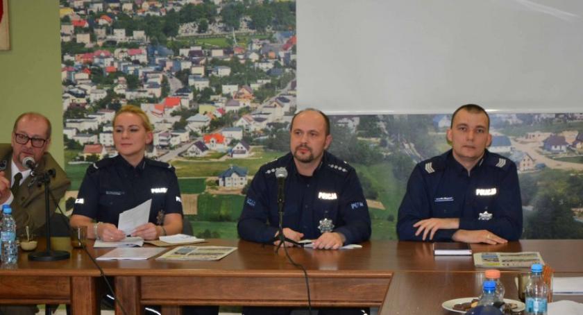Sierakowice. Kierowcy jeżdżą za szybko - mieszkańcy apelują o częstsze patrole policji
