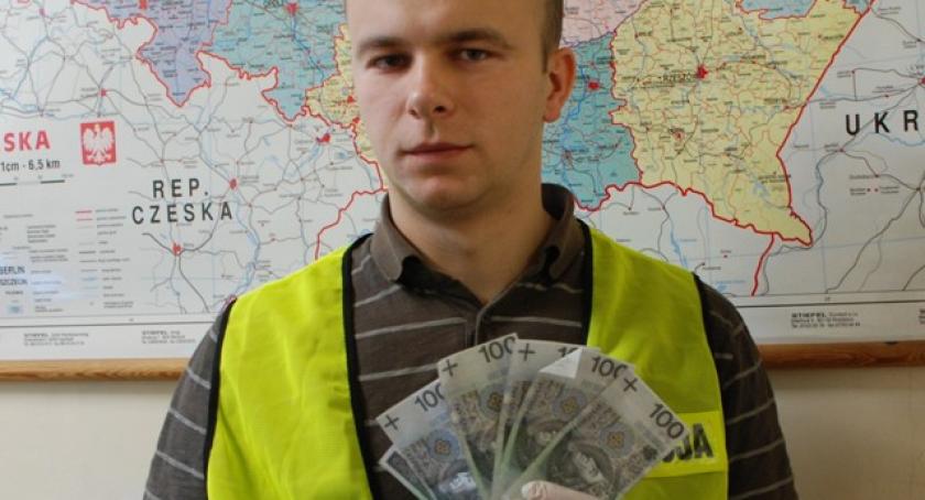 Sierakowice. Rodzinna spółka: syn podrabiał banknoty, ojciec nimi płacił
