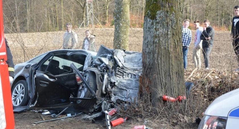 Policja poszukuje świadków niedzielnego wypadku w Karwacji