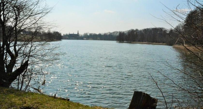 Jezioro Klasztorne Małe będzie musiało jeszcze poczekać na rekultywację