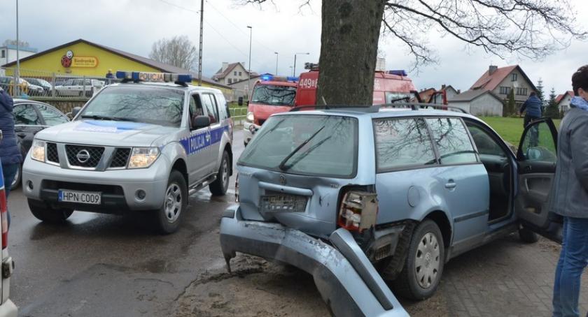 Somonino. Jeep najechał na tył passata