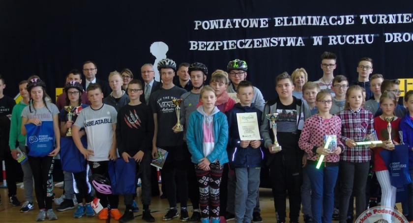 Kartuzy. Uczniowie pochwalili się wiedzą o bezpieczeństwie w ruchu drogowym