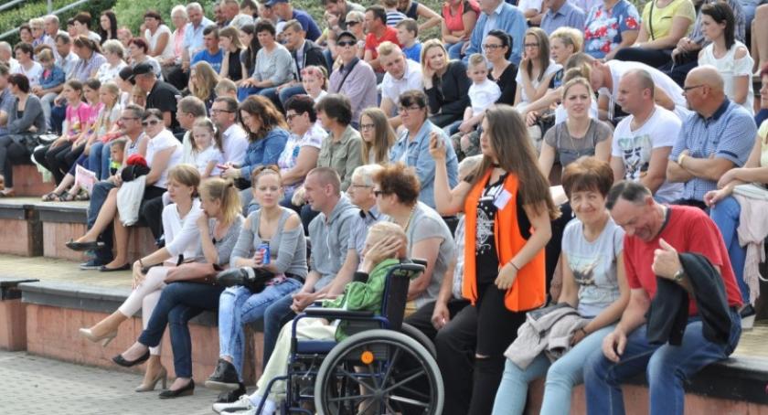 Rodzinna zabawa i strażackie święto na festynie w Miechucinie