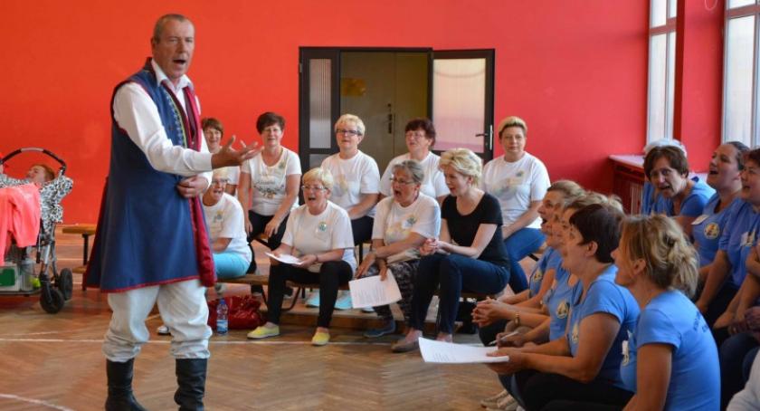 Stężyca. Integracja w kobiecym wydaniu - na wesoło i z przytupem