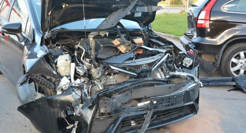 Chwaszczyno. Toyota uderzyła w hondę