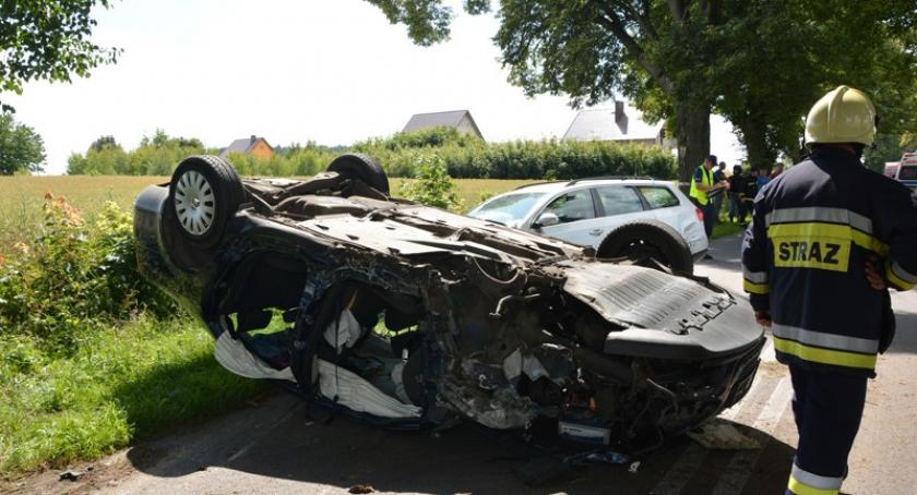 Puzdrowo-Gowidlino. Zderzenie trzech pojazdów - siedem osób w szpitalu