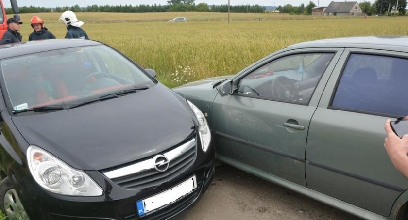 Przyjaźń. Zderzenie skody z oplem