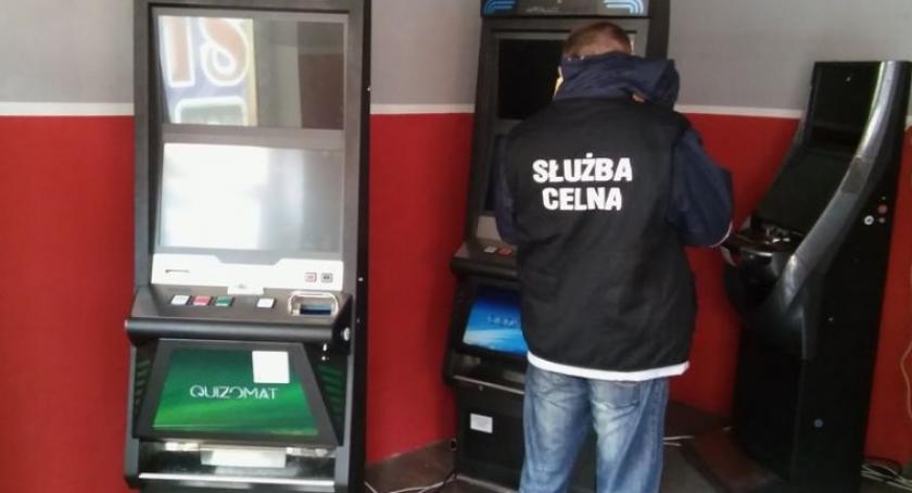 Skontrolowano punkty z automatami do gier. Skonfiskowano sześć maszyn