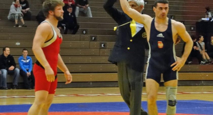 Barsegian trzeci w USA