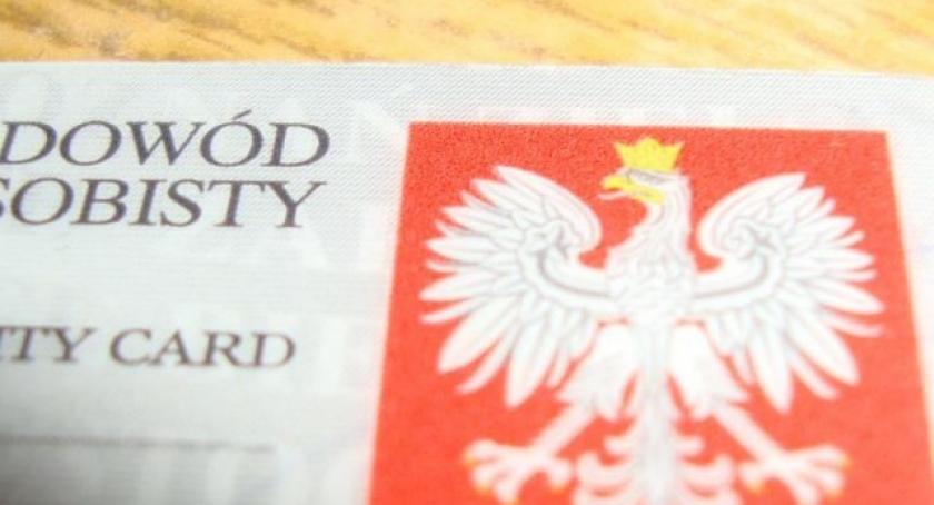 Sprawdź, czy masz ważny dowód!