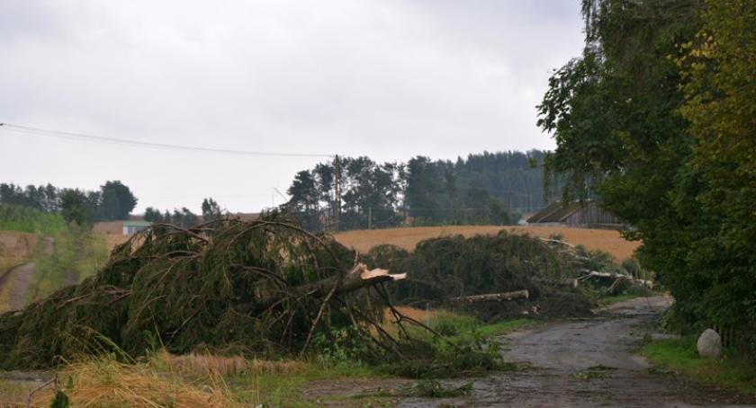 Zbiórki dla poszkodowanych w nawałnicy. Sprawdź, jak możesz pomóc