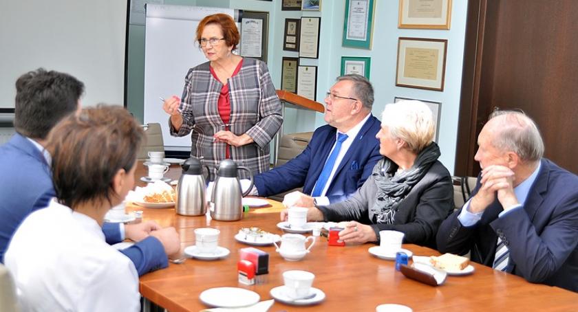 300 tys. złotych na cztery nowe samochody dla osób niepełnosprawnych