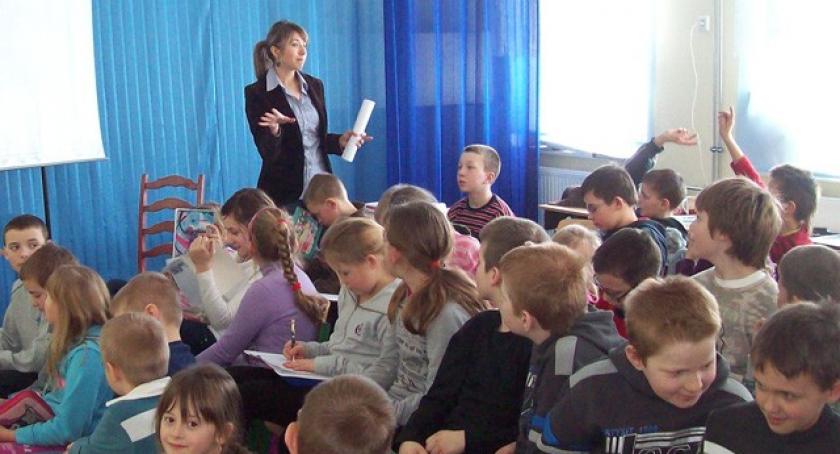 Powiat. Nauczyciele i uczniowie uczą się szanować energię