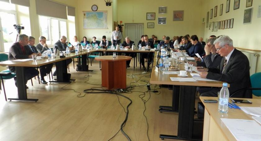 Żukowo. Podwyżka pensji burmistrza na rok przed wyborami