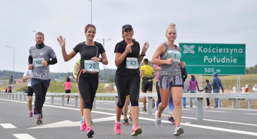 Ponad stu zawodników na starcie Kościerskich Biegów Ulicznych