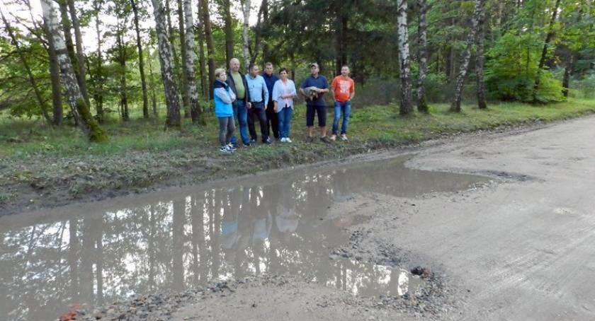 Warzenko. Do szczęścia brakuje mieszkańcom 300 metrów drogi